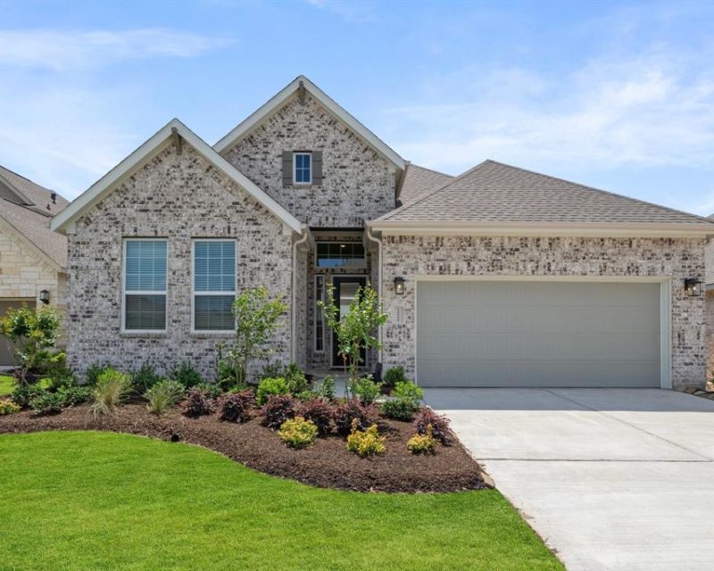 15540 Leopard Lily Lane